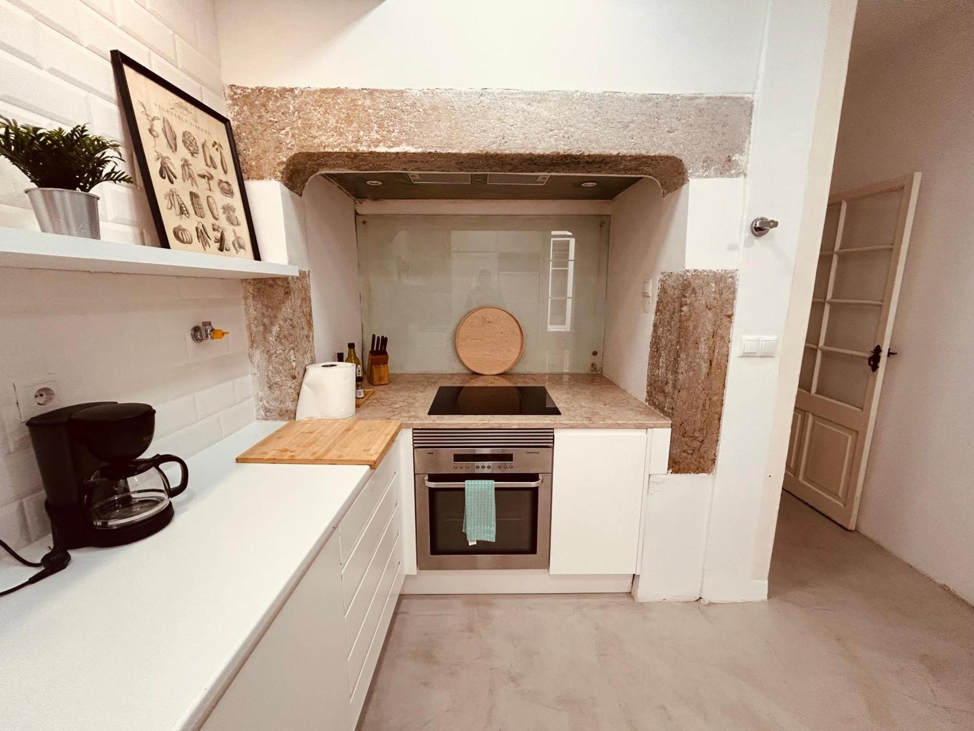 Camoes Deluxe Bairro Alto Apartment ลิสบอน ภายนอก รูปภาพ
