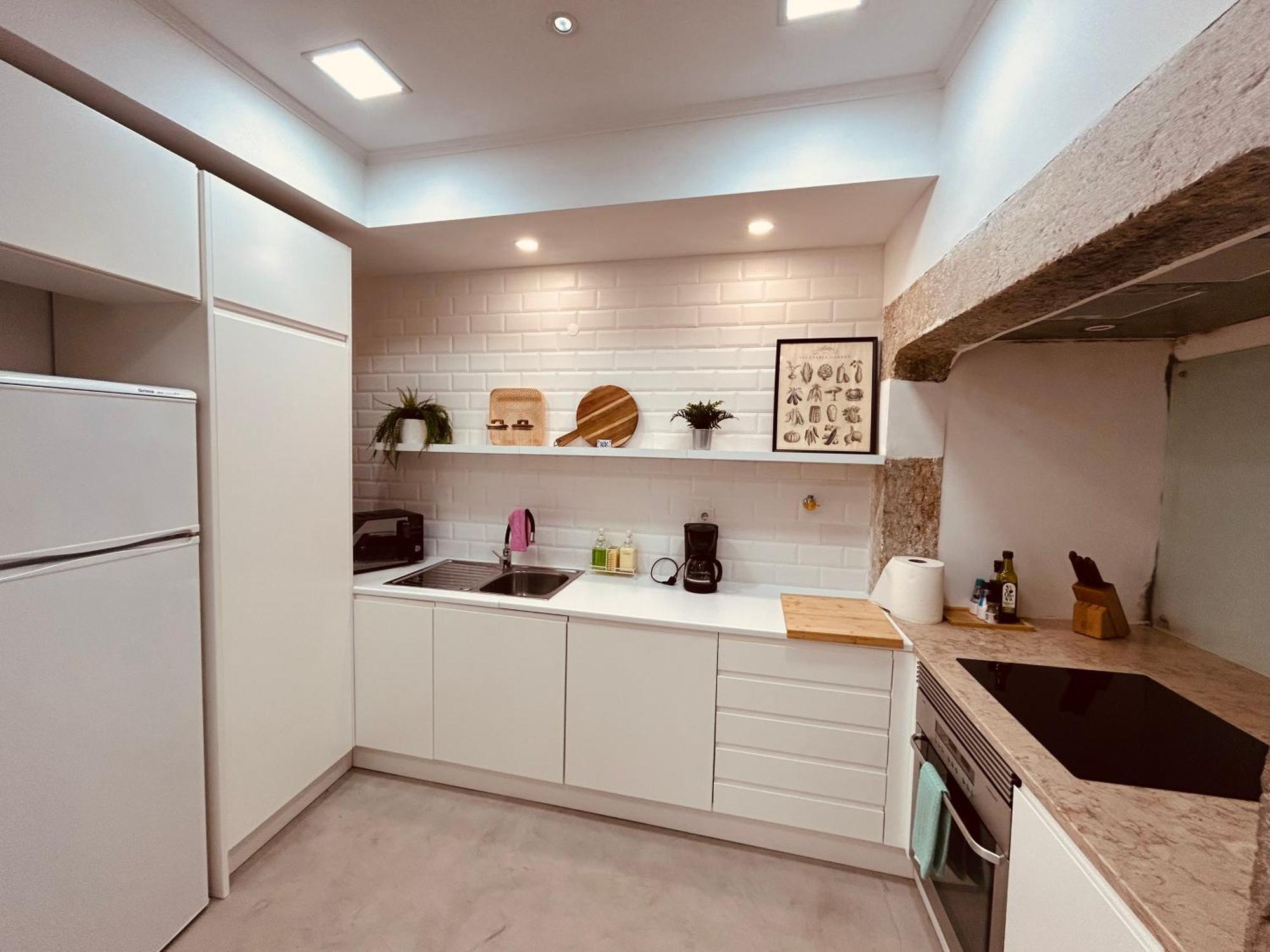 Camoes Deluxe Bairro Alto Apartment ลิสบอน ภายนอก รูปภาพ