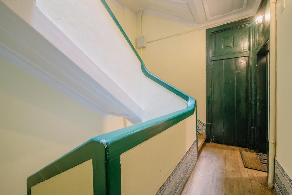 Camoes Deluxe Bairro Alto Apartment ลิสบอน ภายนอก รูปภาพ