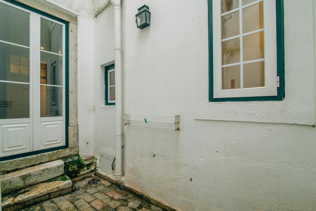 Camoes Deluxe Bairro Alto Apartment ลิสบอน ภายนอก รูปภาพ